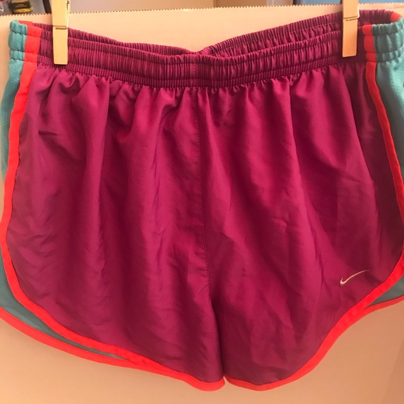 Nike shorts-small - Picture 4 of 4